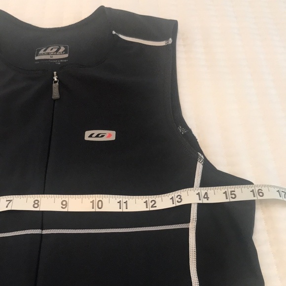 Louis Garneau Black Cyclist Tank Size Medium - Picture 9 of 10